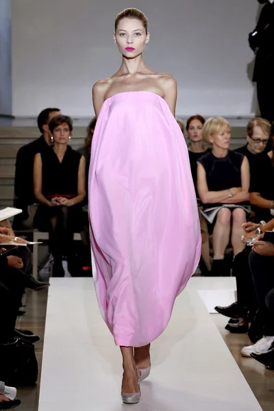 Look 34